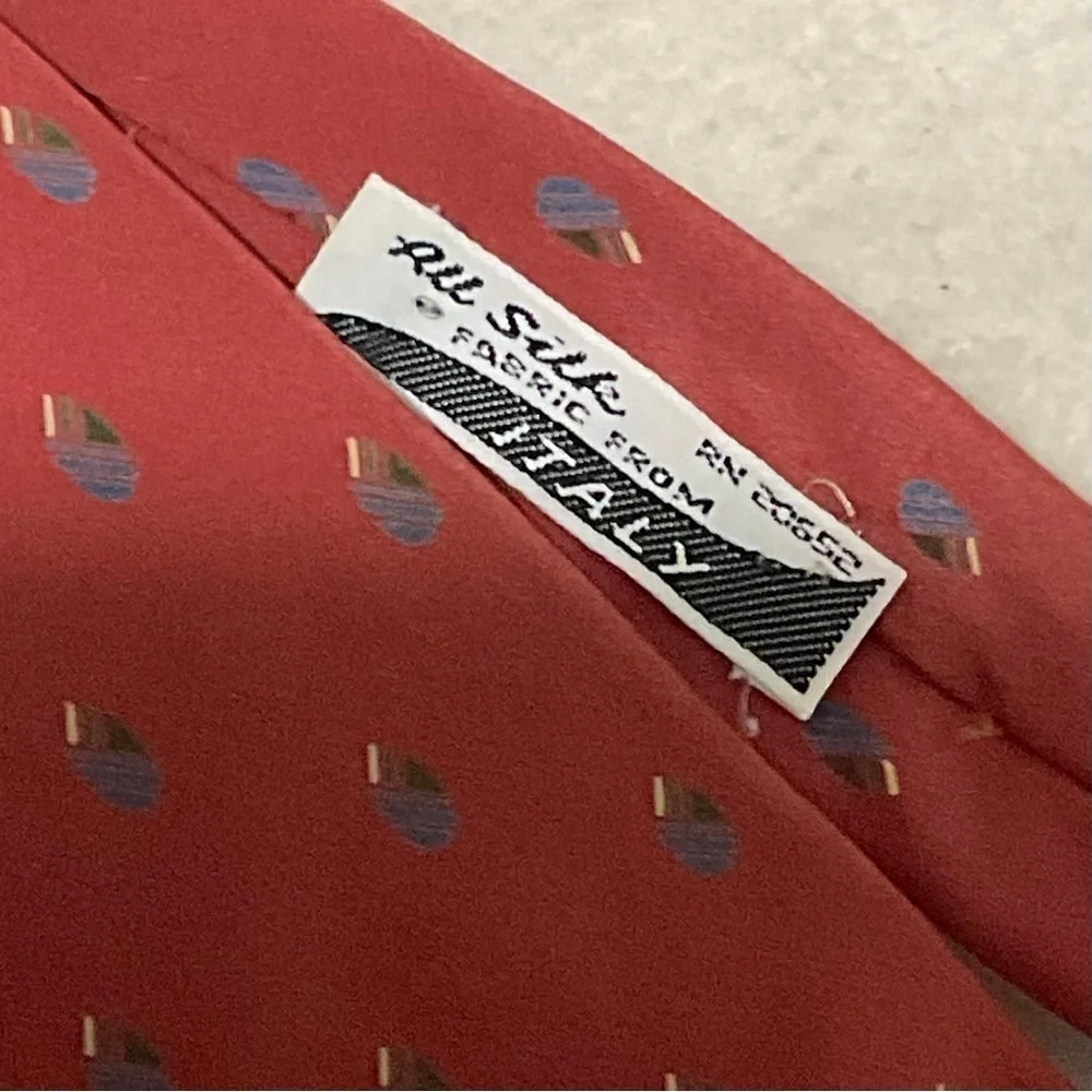 VTG‎ John Silk & Co Haberdashers Men Silk Tie Preppy Red Blue Foulard Italy Rare